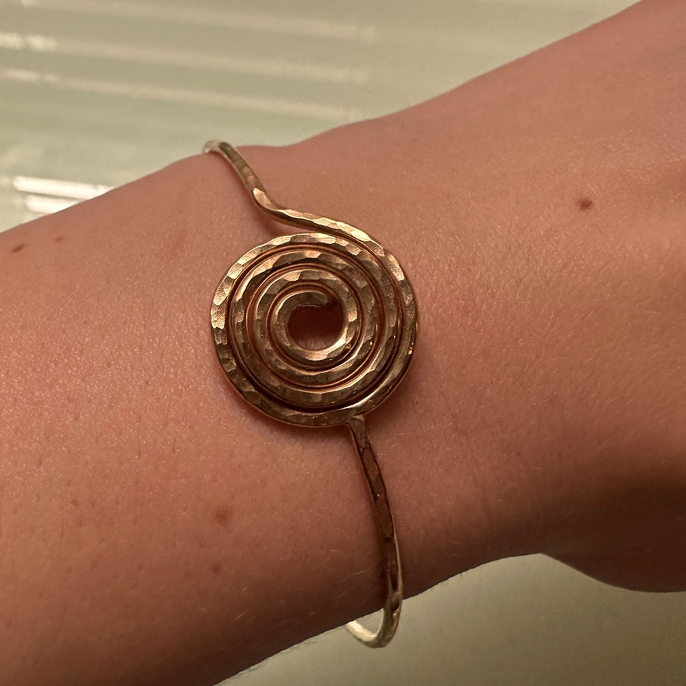 Hawaiian bangle